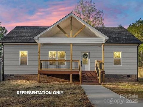 109 Darvee Road Blacksburg SC 29702