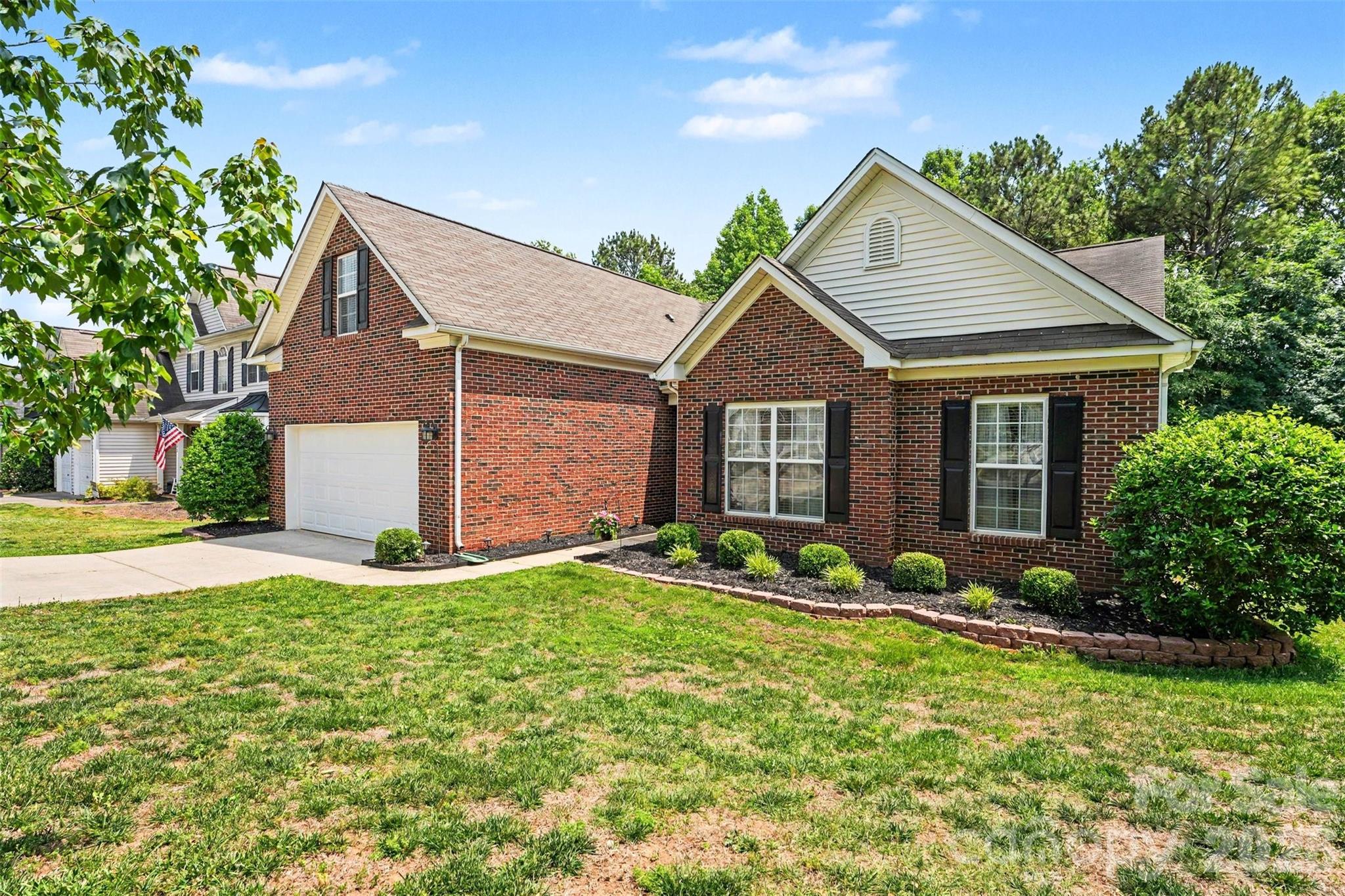 3146 Pine Bluff Way