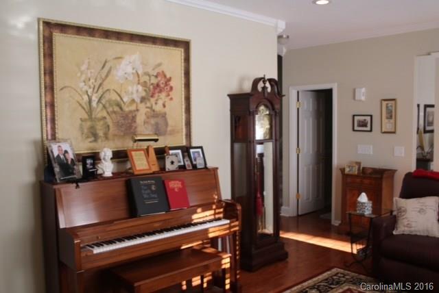 Huntington Forest - Residential