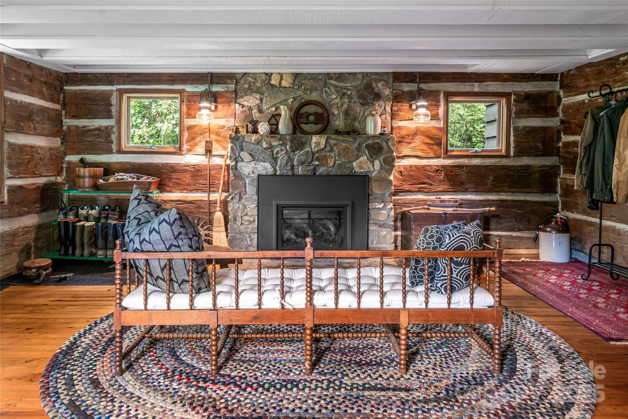 147 Dye Leaf Road