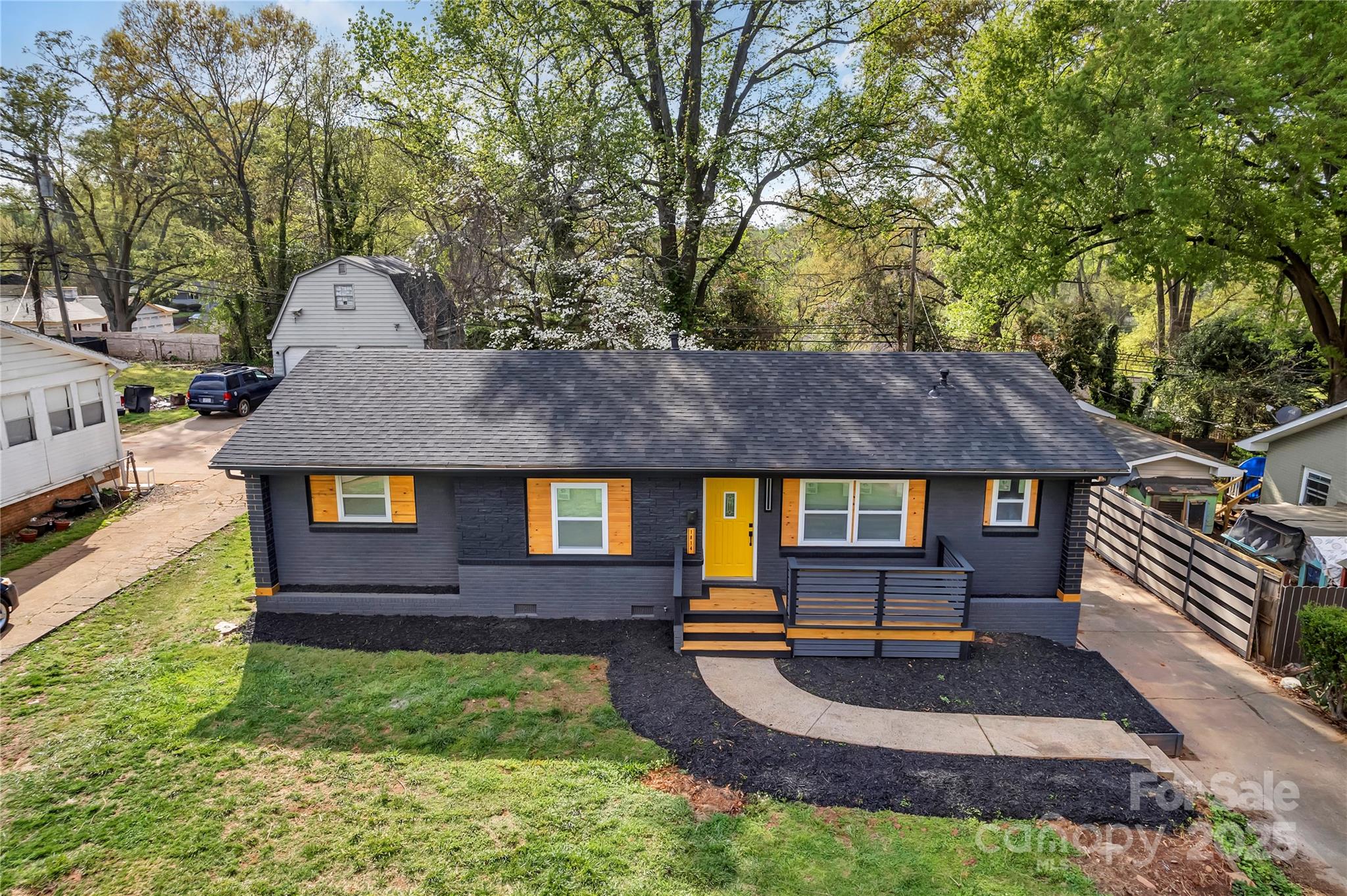 1814 Eastway Drive