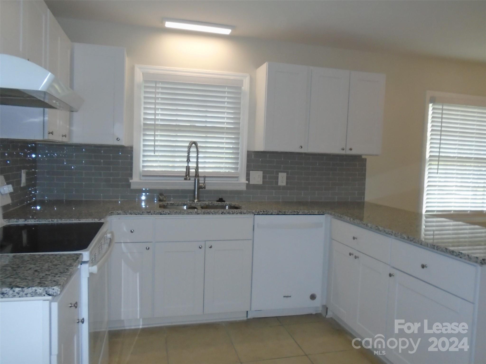 Old Woods - Residential Lease