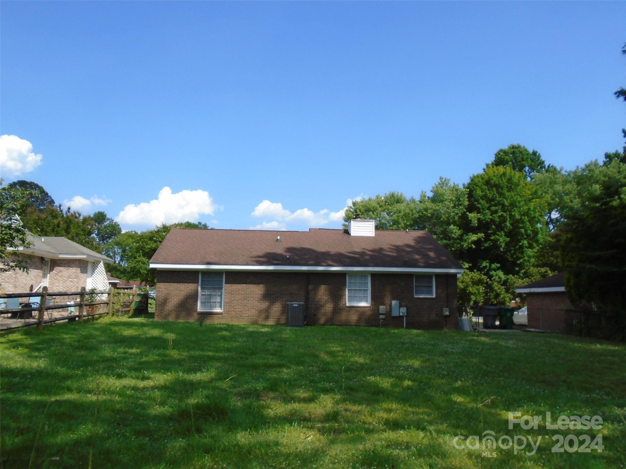 Old Woods - Residential Lease