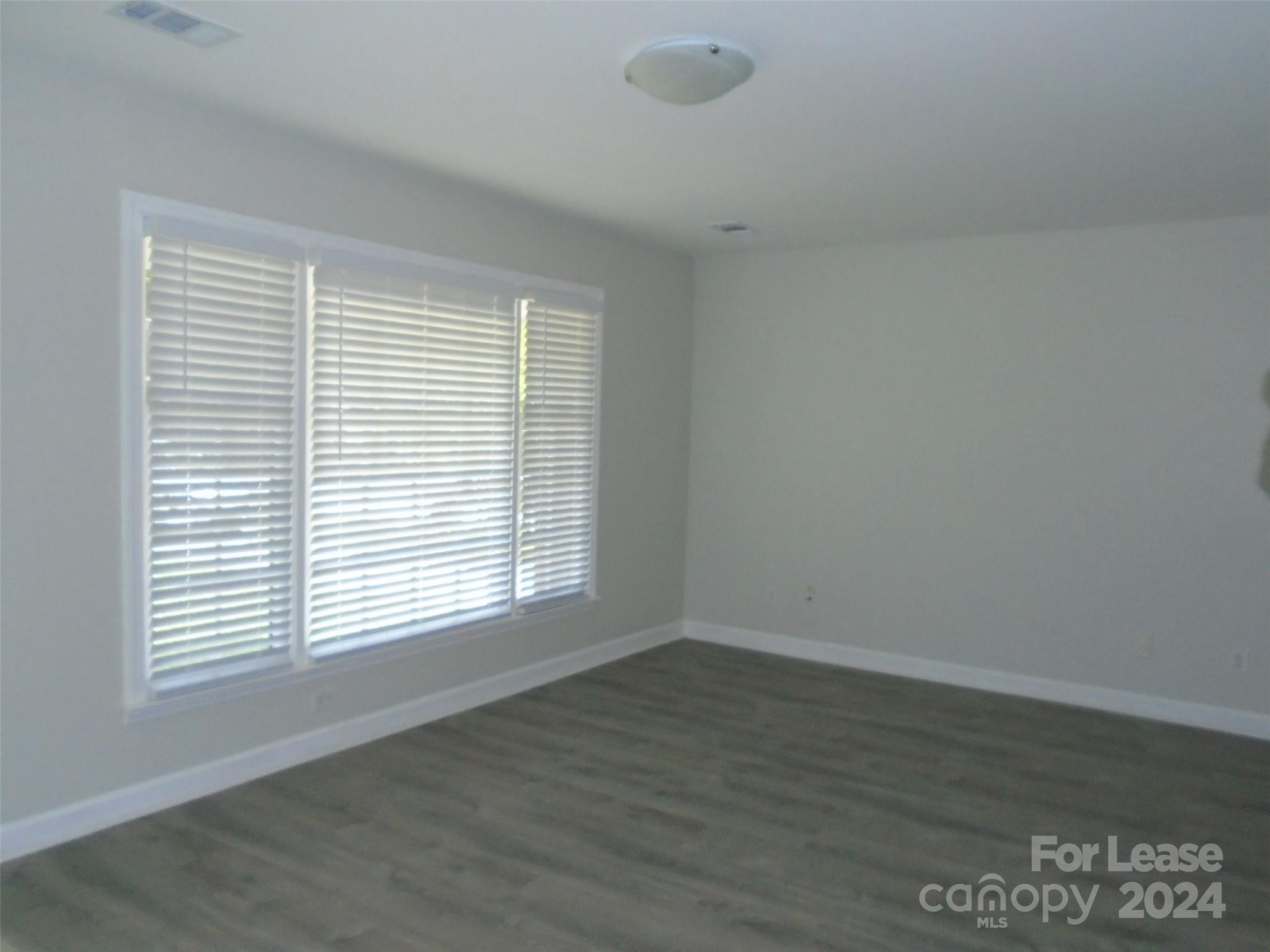 Old Woods - Residential Lease