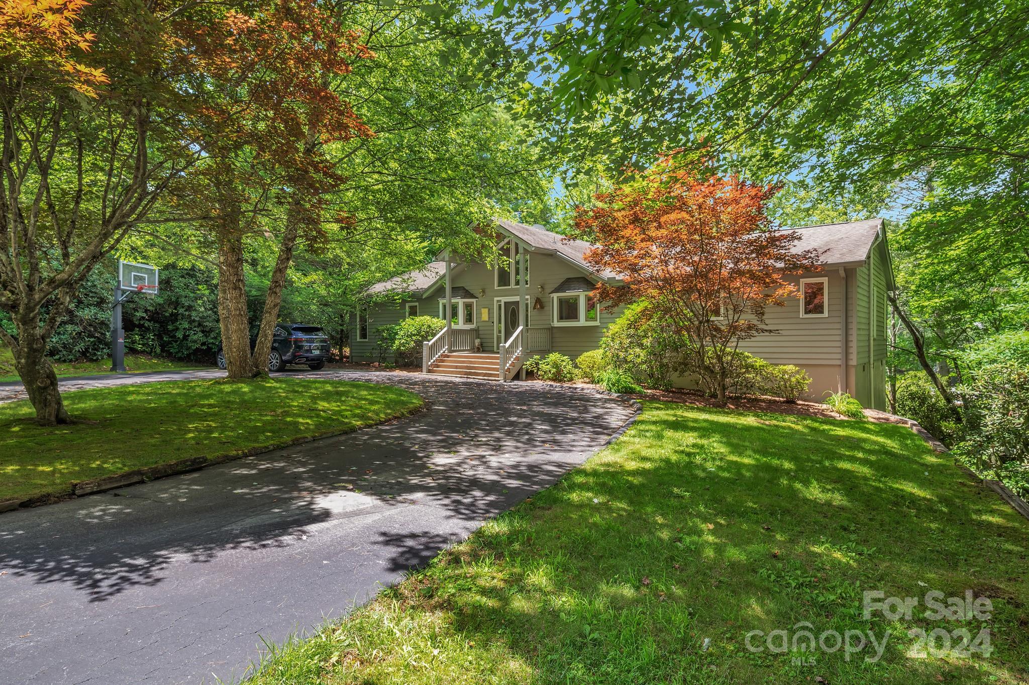 Lake Toxaway Estates - Residential