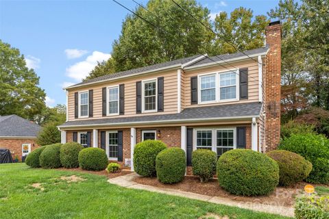 Photo of 3710 Gardner Park Drive, Gastonia, NC 28054 (MLS # 4301597)
