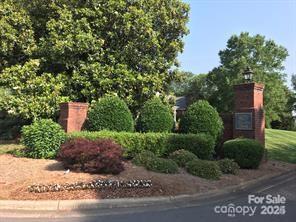 HUNTERS POINTe - Land