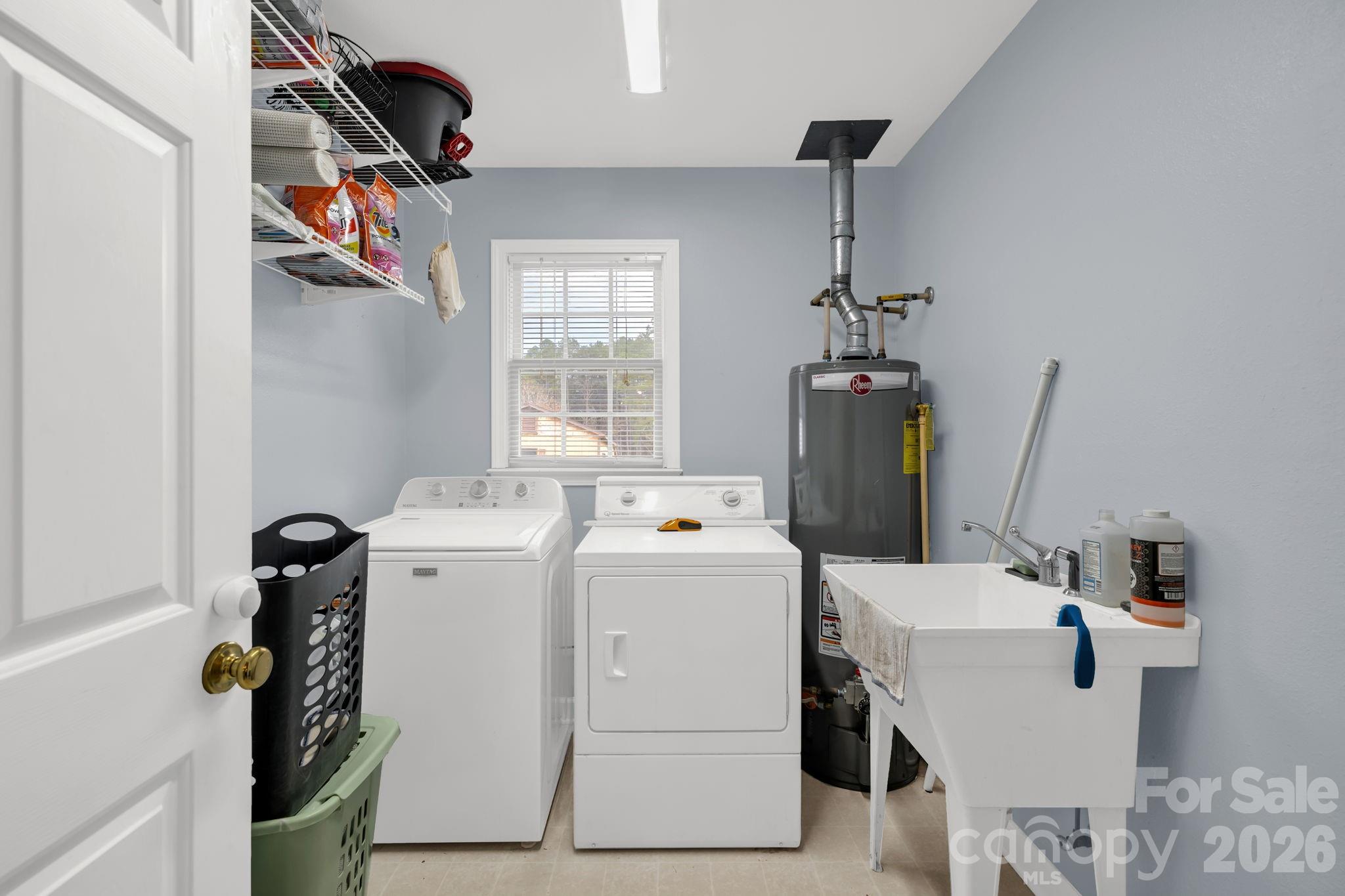 STERLING OAKS - Residential