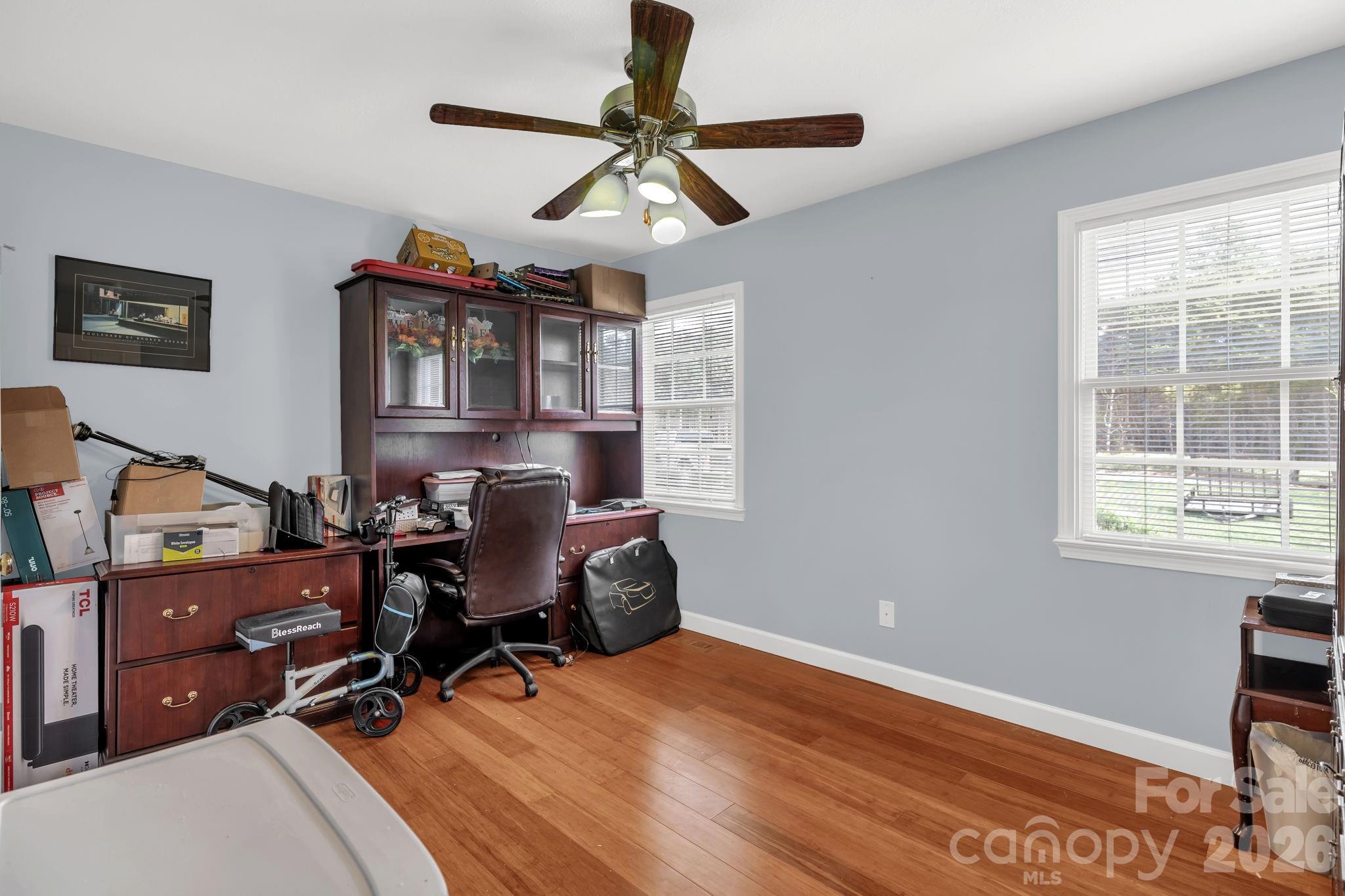 STERLING OAKS - Residential