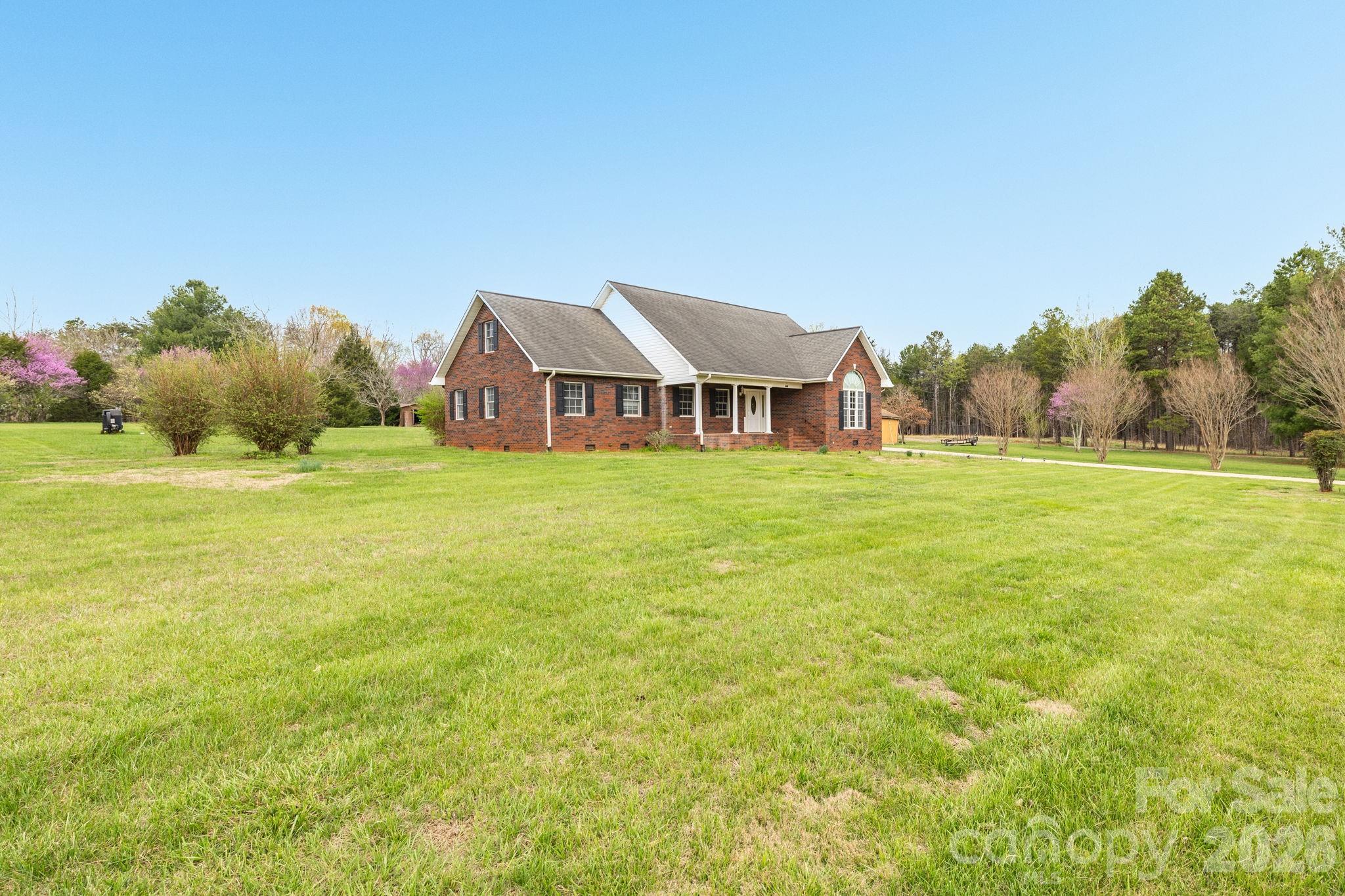 STERLING OAKS - Residential