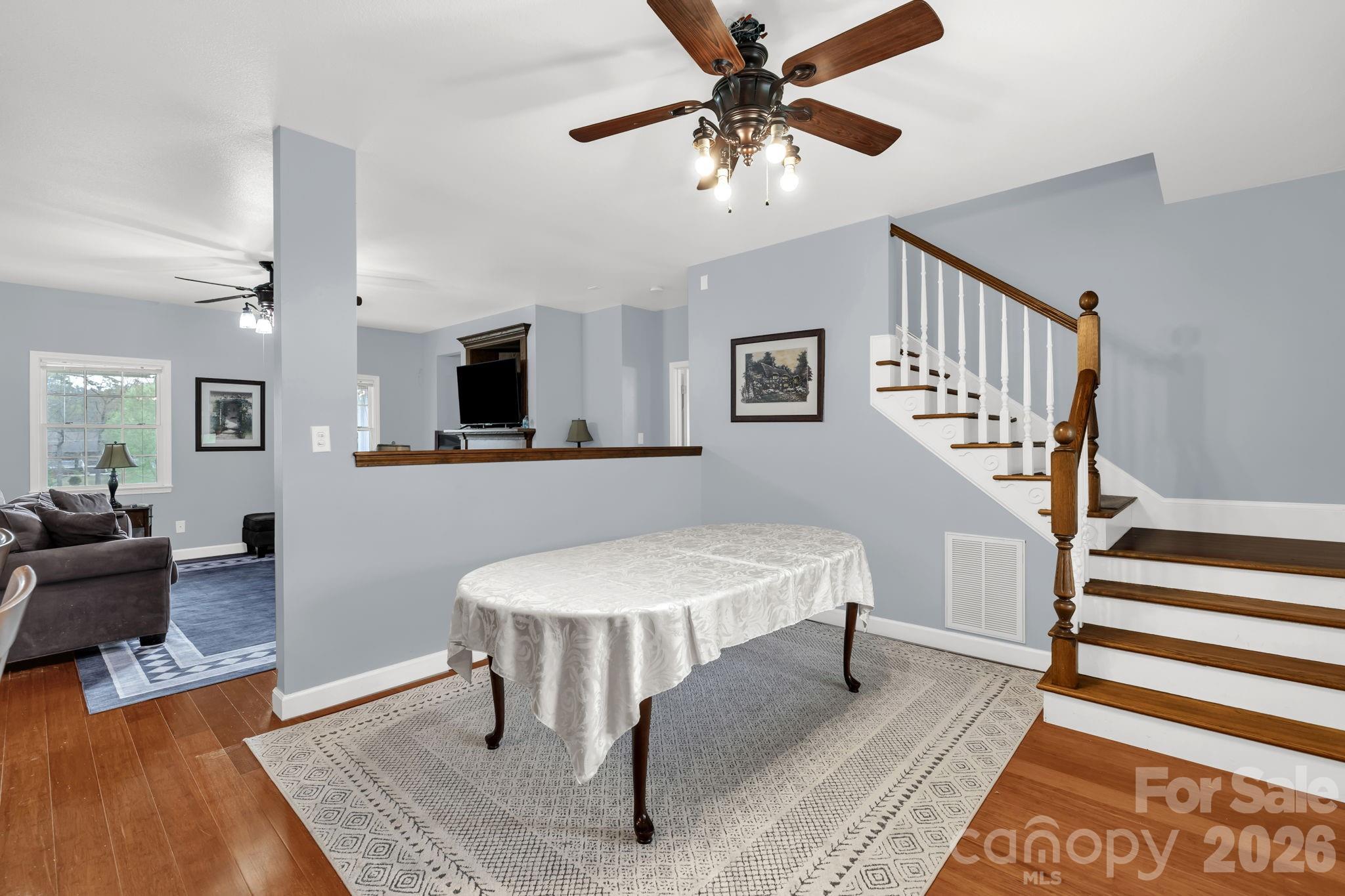 STERLING OAKS - Residential