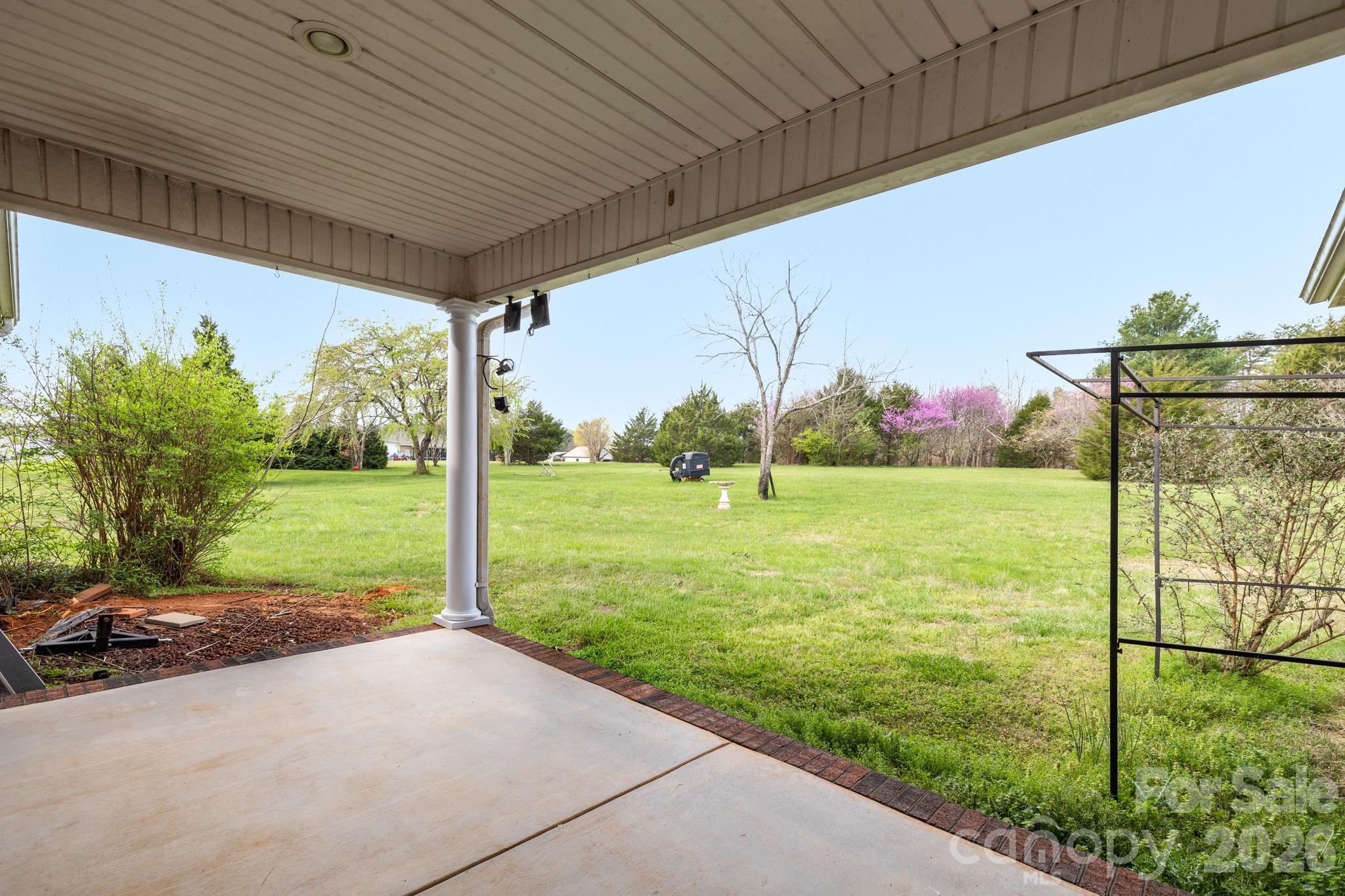 STERLING OAKS - Residential