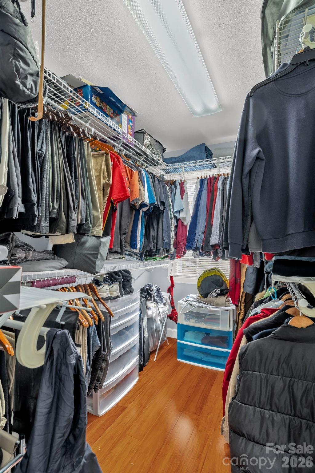 STERLING OAKS - Residential