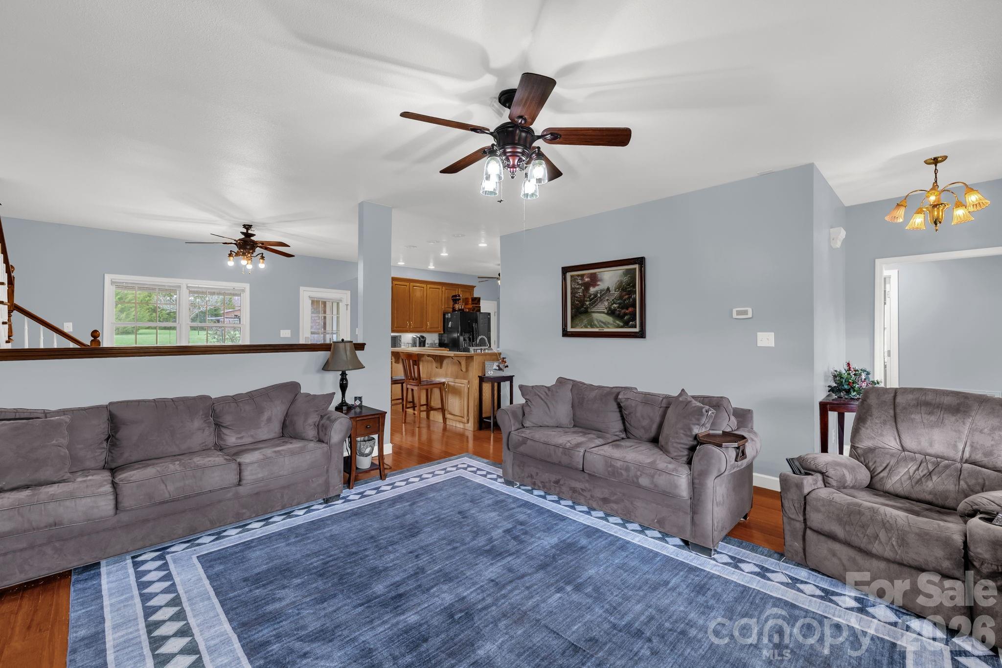 STERLING OAKS - Residential