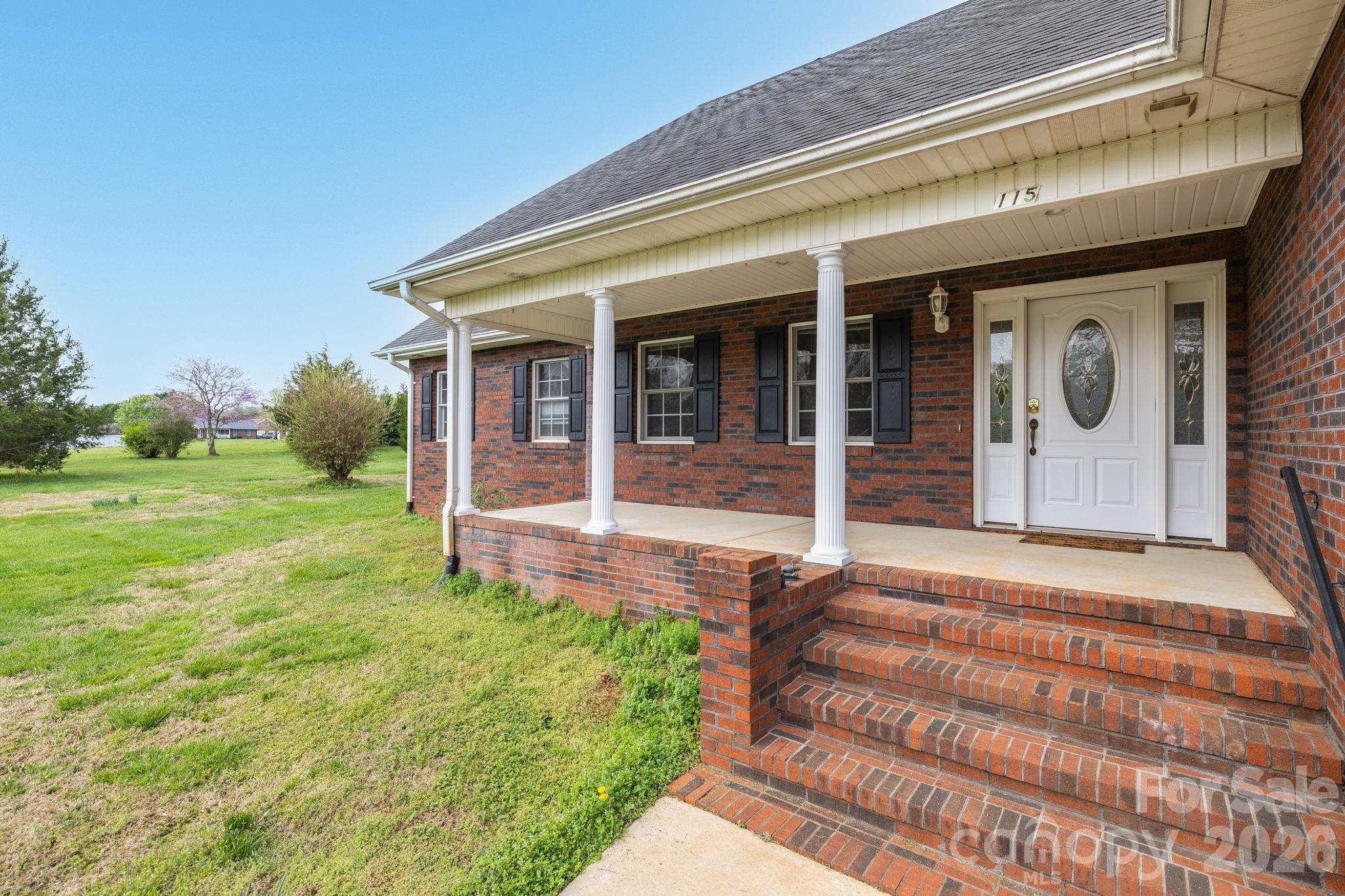 STERLING OAKS - Residential