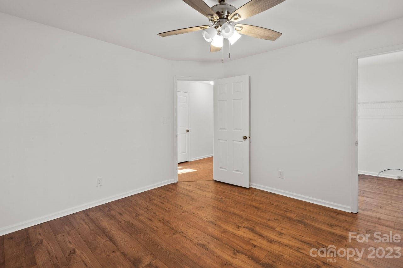 Katelyn Moors - Residential