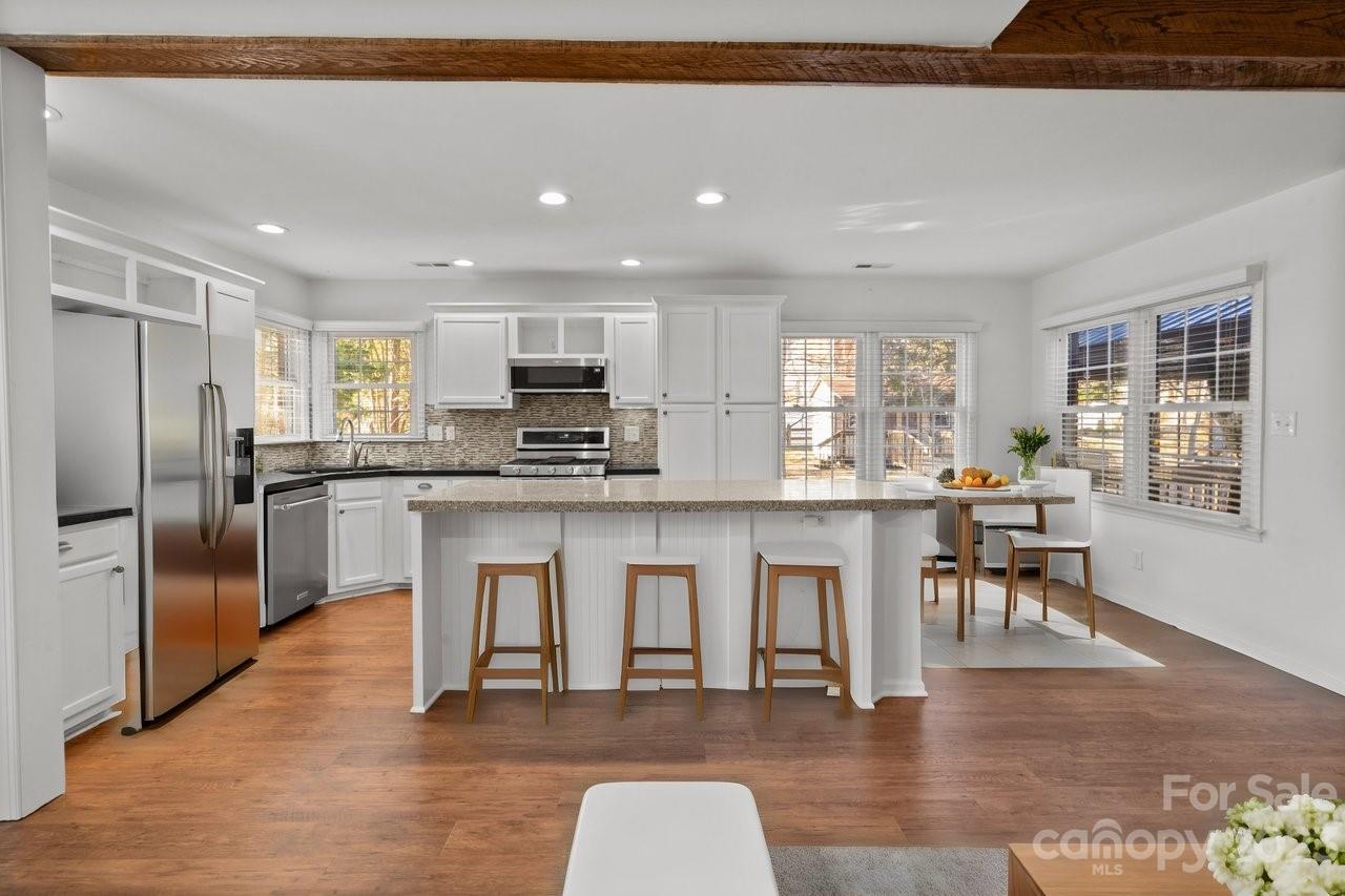 Katelyn Moors - Residential