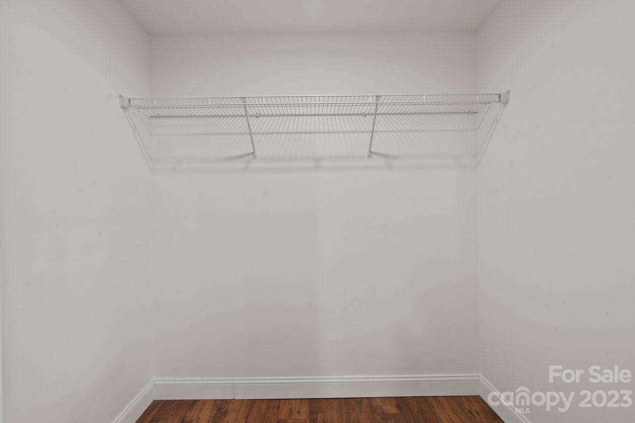 Katelyn Moors - Residential