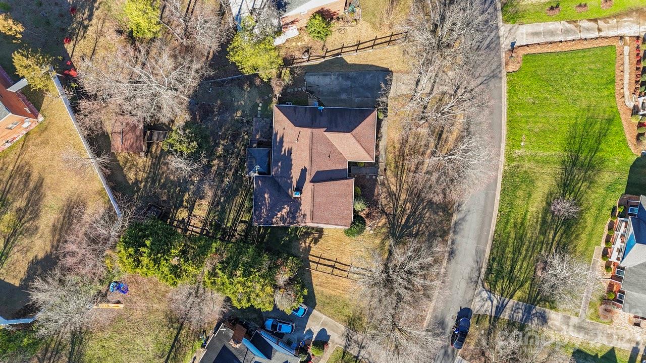 Katelyn Moors - Residential