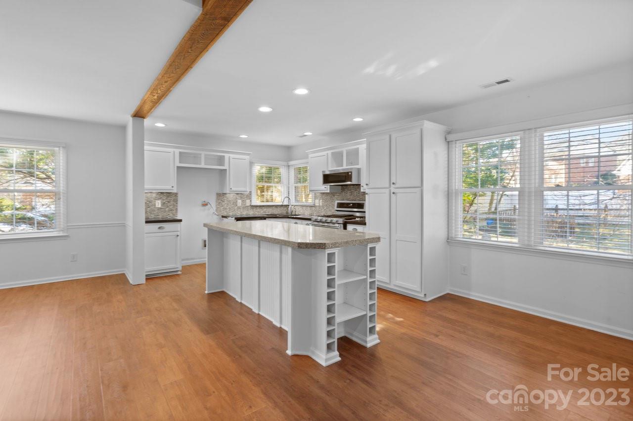 Katelyn Moors - Residential