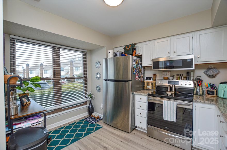 This beautiful 2-bedroom, 1.5-bathroom condo offers a thoughtfully designed layout that maximizes natural light and usability. Featuring newer LVP flooring (2022), stainless steel appliances, and a brand-new HVAC system (installed November 2024), this home is move-in ready. The well-appointed kitchen with pantry flows seamlessly into the dining area, while the spacious living room boasts an electric or Candle-only fireplace (not log-burning) and sliding glass doors leading to a private patio, perfect for outdoor relaxation. Both bathrooms have been refreshed. A convenient second-floor laundry area enhances daily ease.
Prime Location: Situated between SouthPark and Ballantyne, this condo offers unparalleled access to top-tier shopping, dining, and entertainment. Just 0.7 miles from McMullen Creek Greenway and minutes to I-485, you'll enjoy easy commuting. Nearby attractions! **More pics to come**
Don’t miss the opportunity to own this well-located, move-in-ready townhouse!