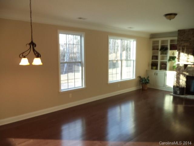 Lake Ridge - Residential