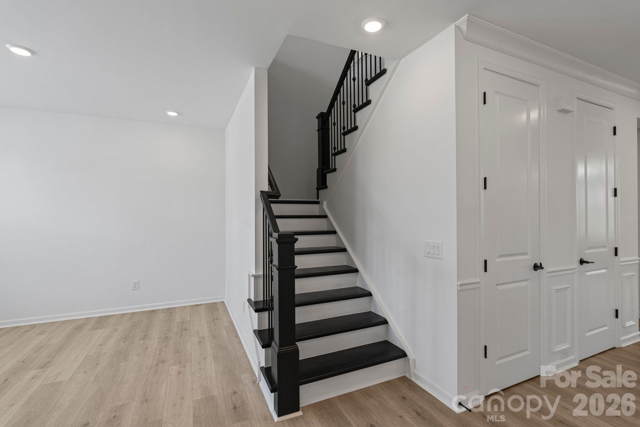 The Estates At Sugar Creek - Residential