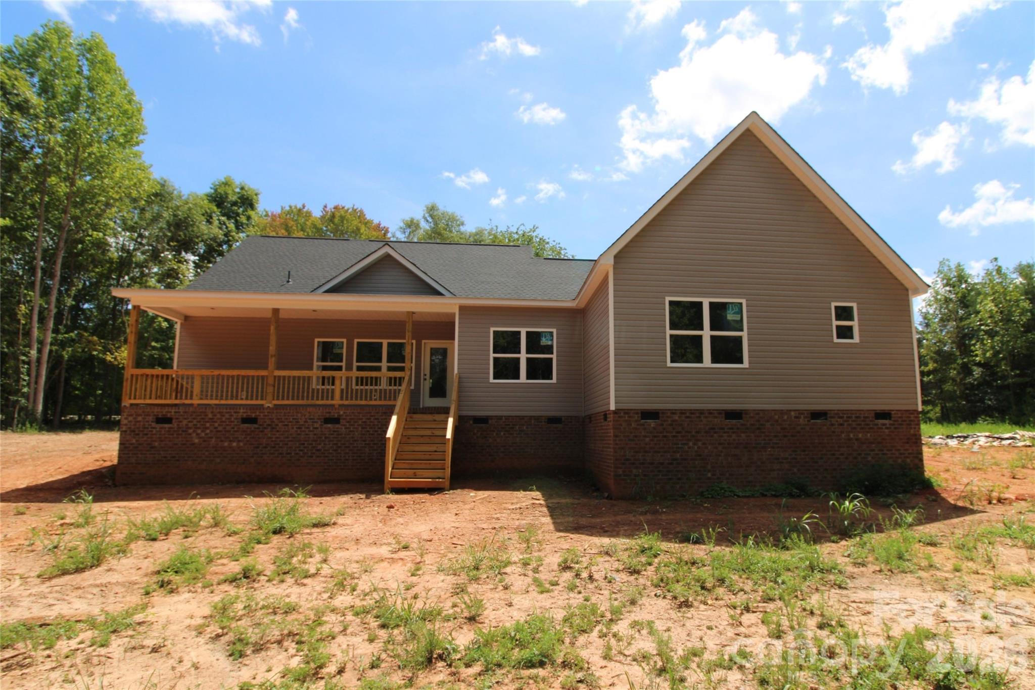 989 Rhyne Road