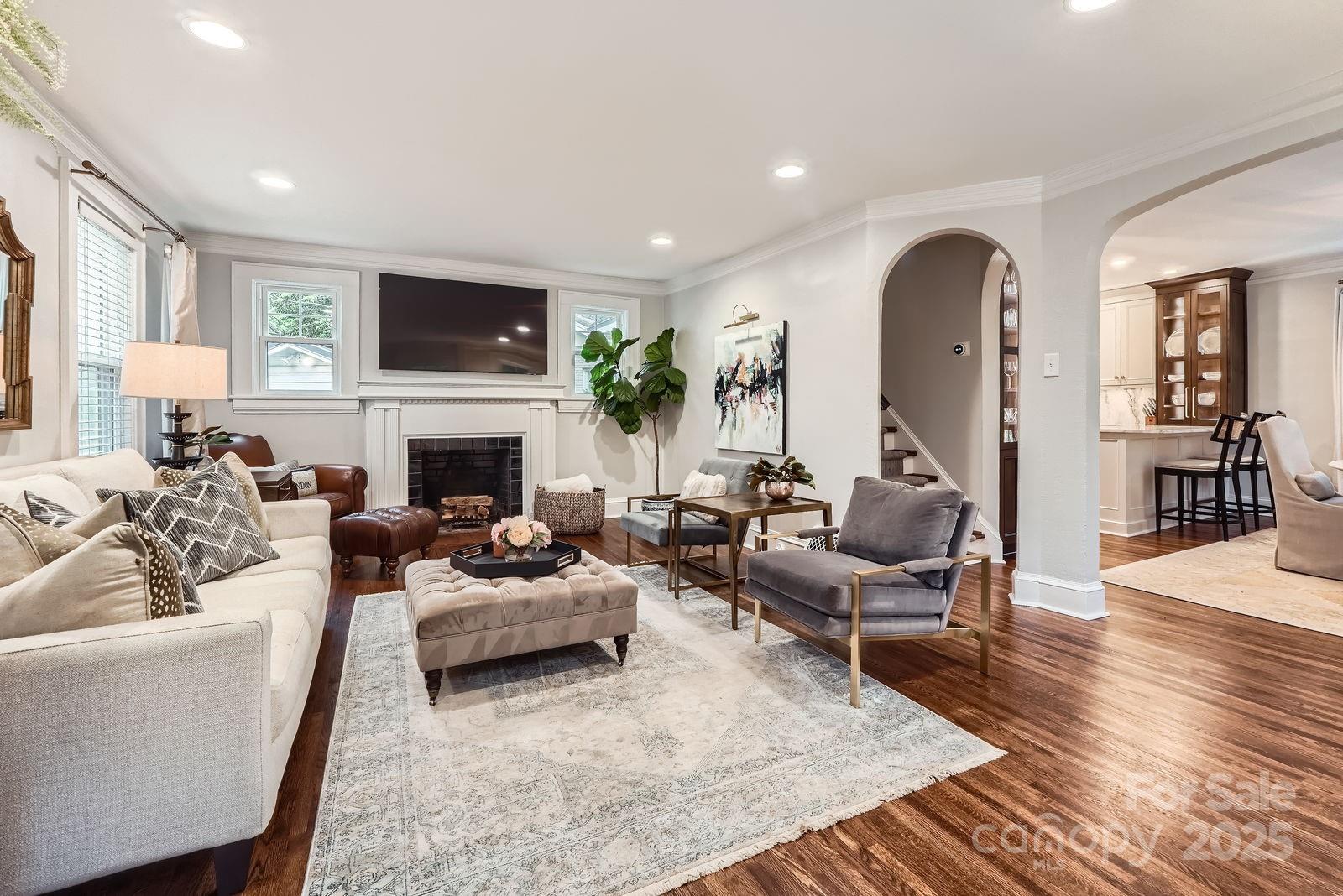 2246 Sharon Road