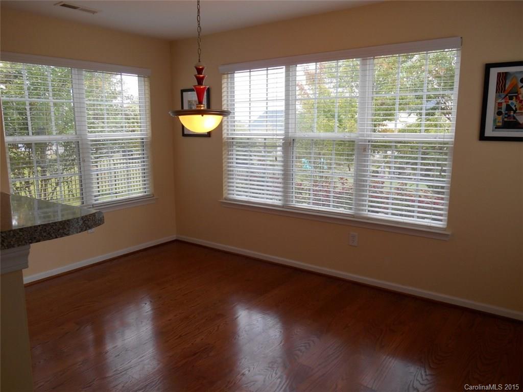 Sandy Pointe - Residential