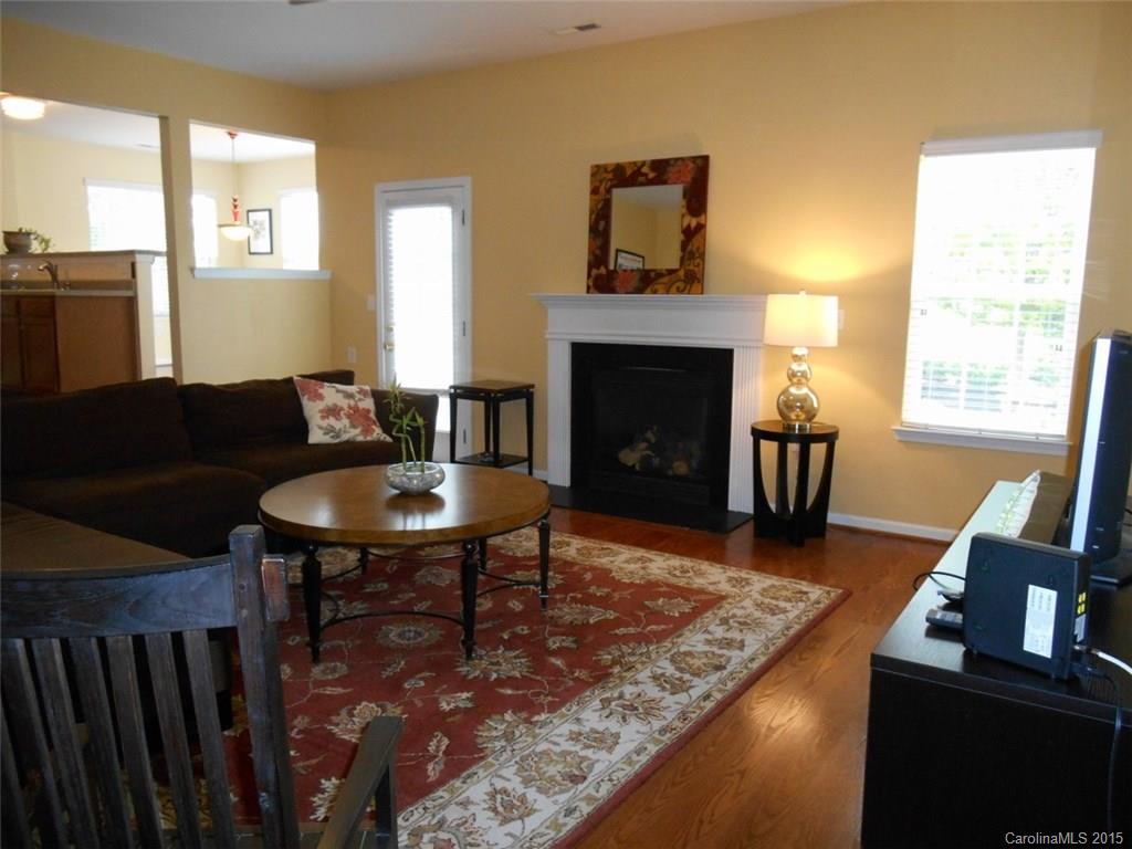 Sandy Pointe - Residential