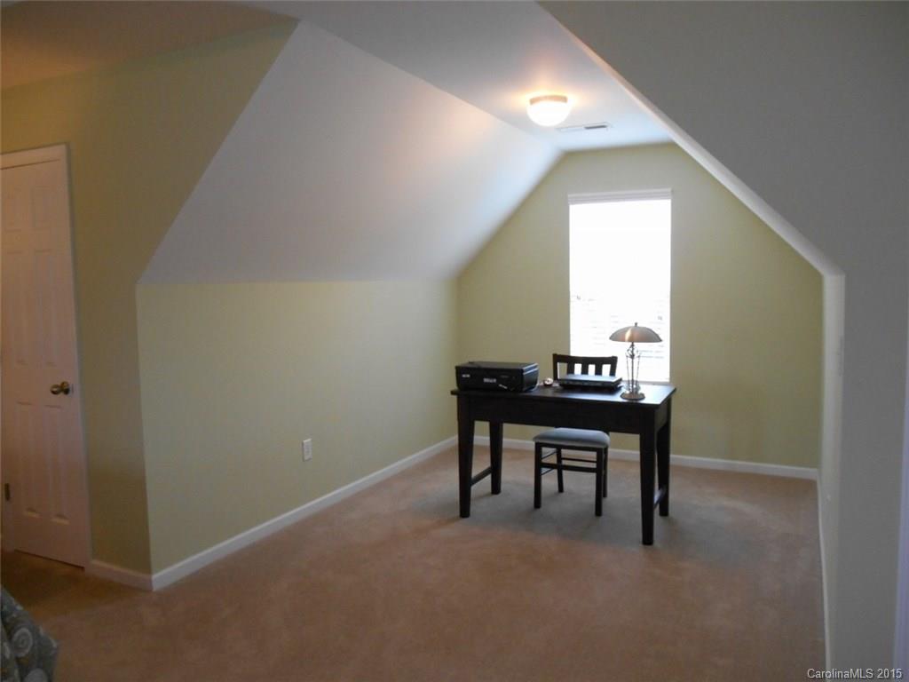 Sandy Pointe - Residential