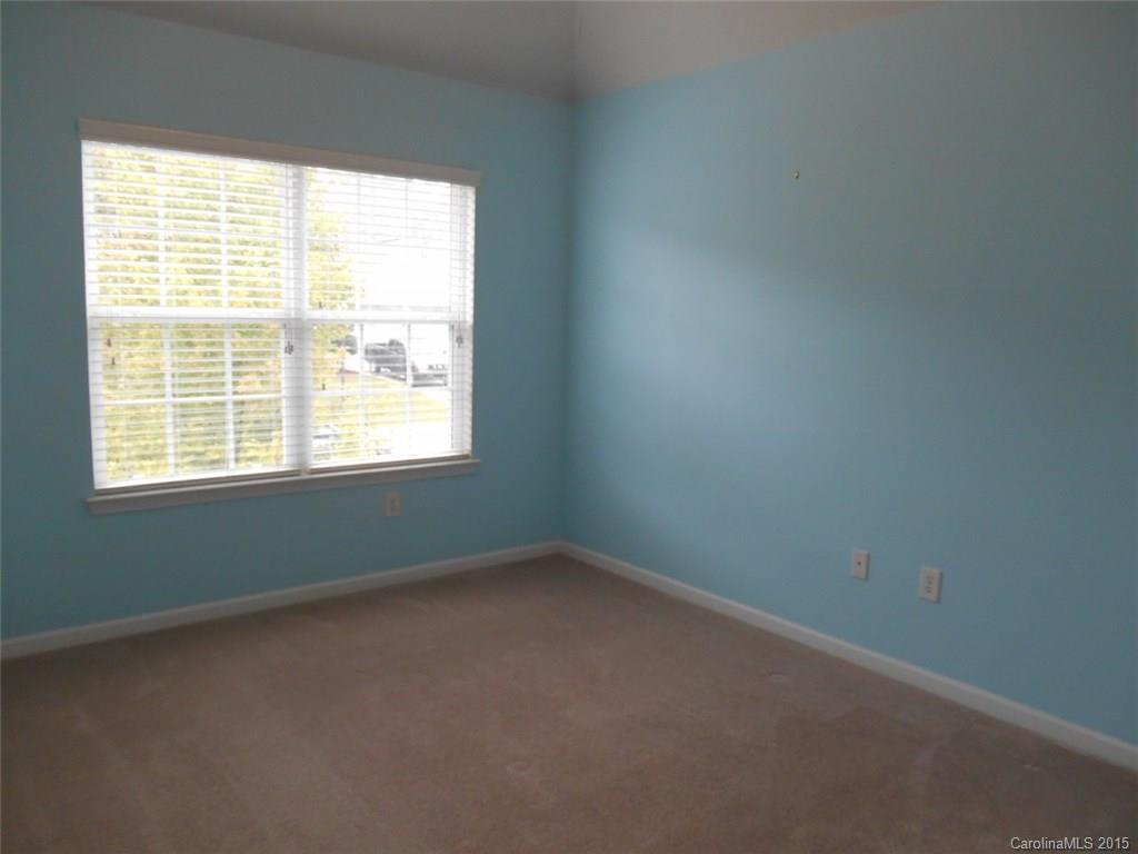 Sandy Pointe - Residential