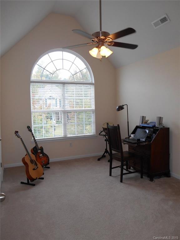 Sandy Pointe - Residential