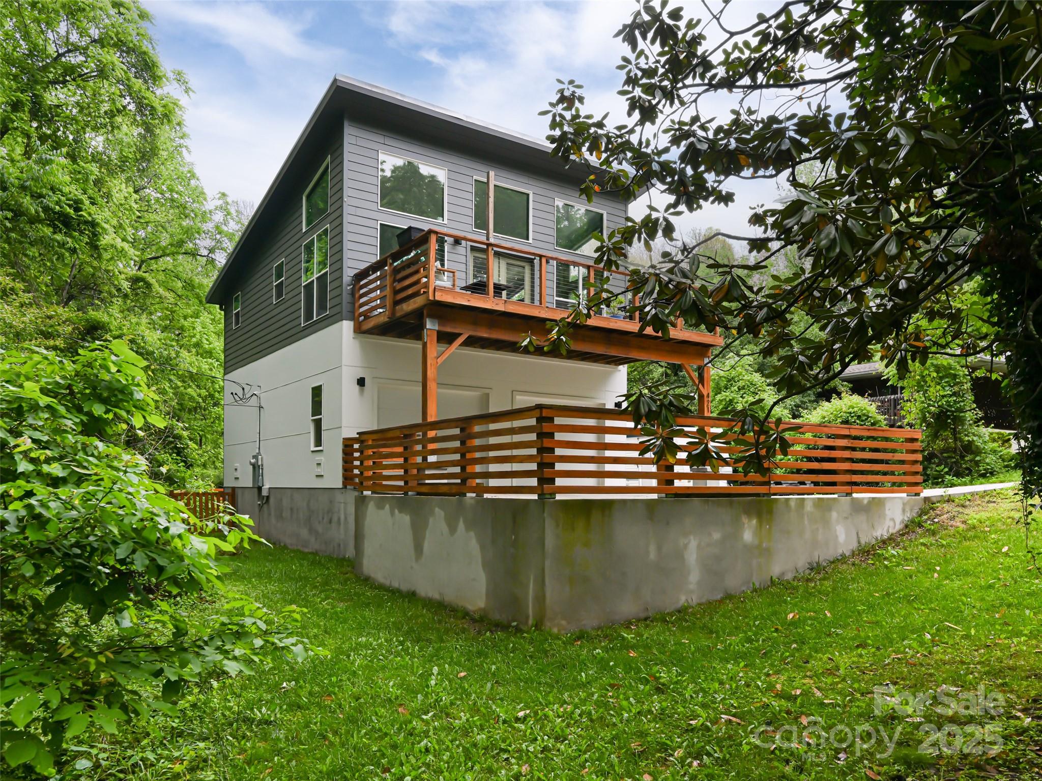 421 Sand Hill Road