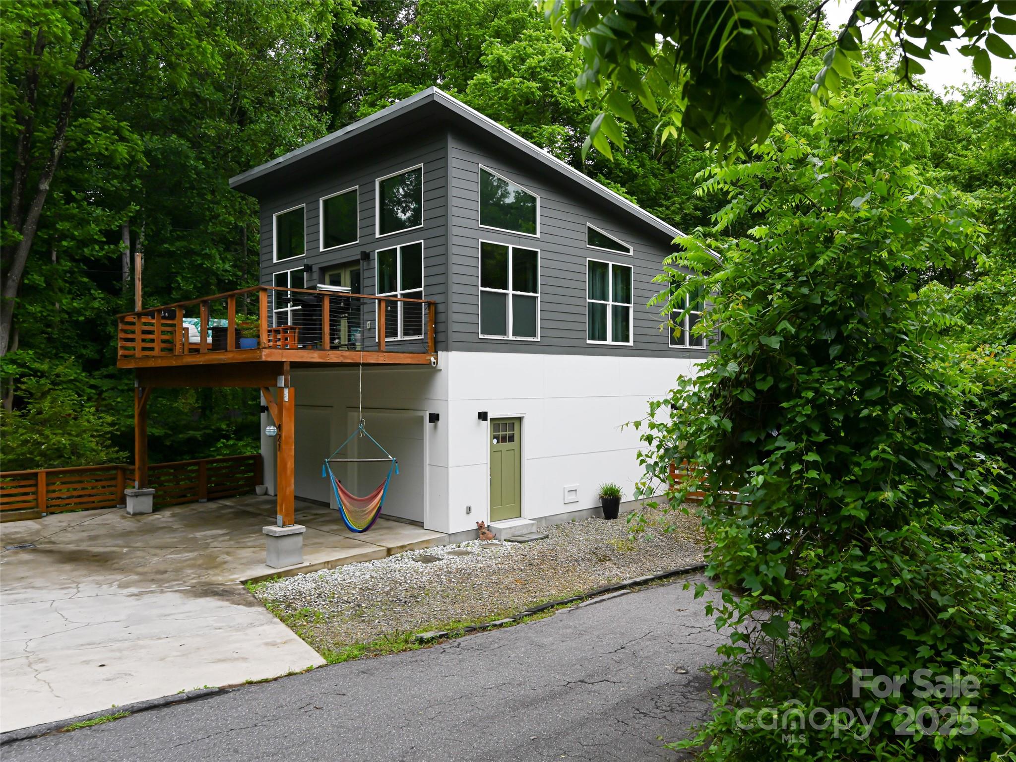 421 Sand Hill Road