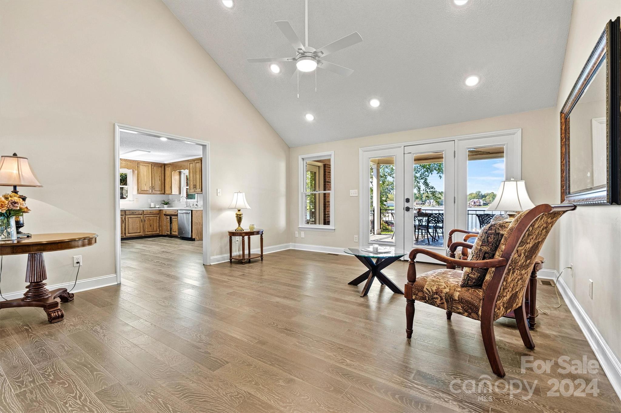 Harbor Point - Residential