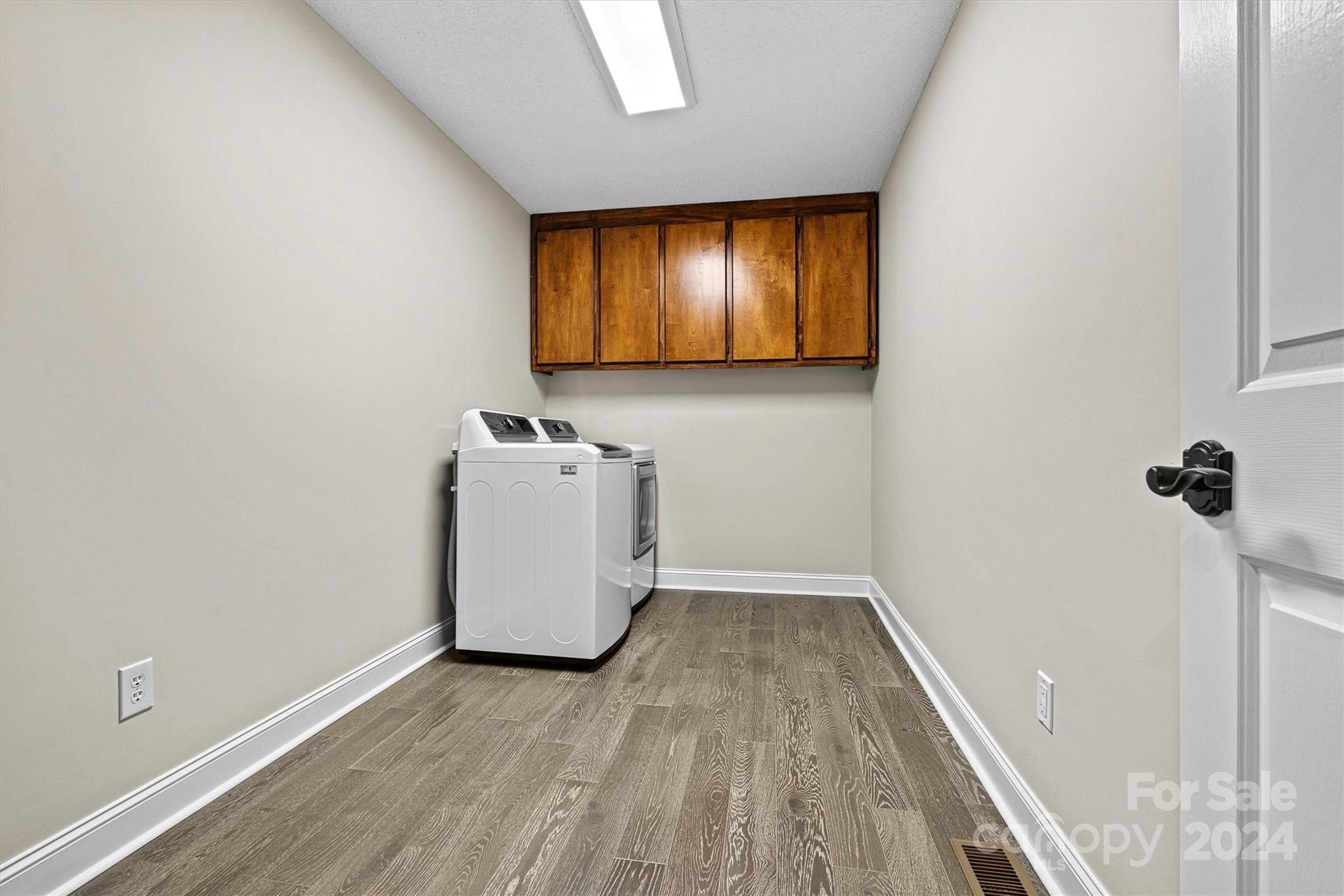 Harbor Point - Residential