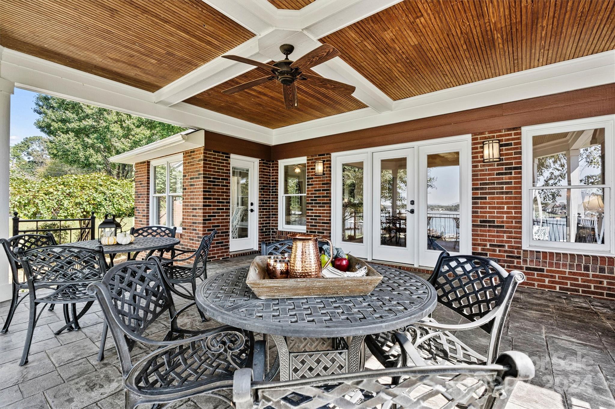 Harbor Point - Residential