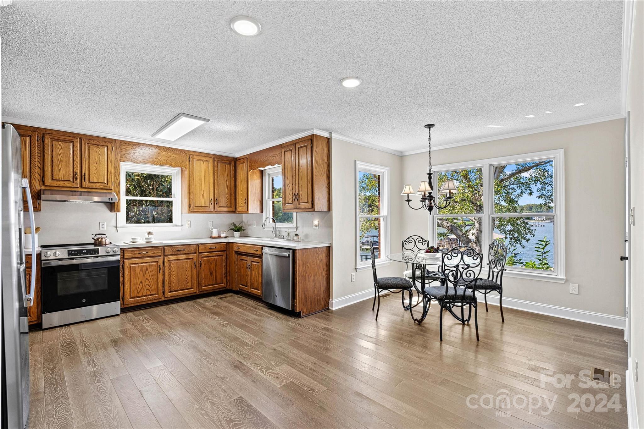 Harbor Point - Residential