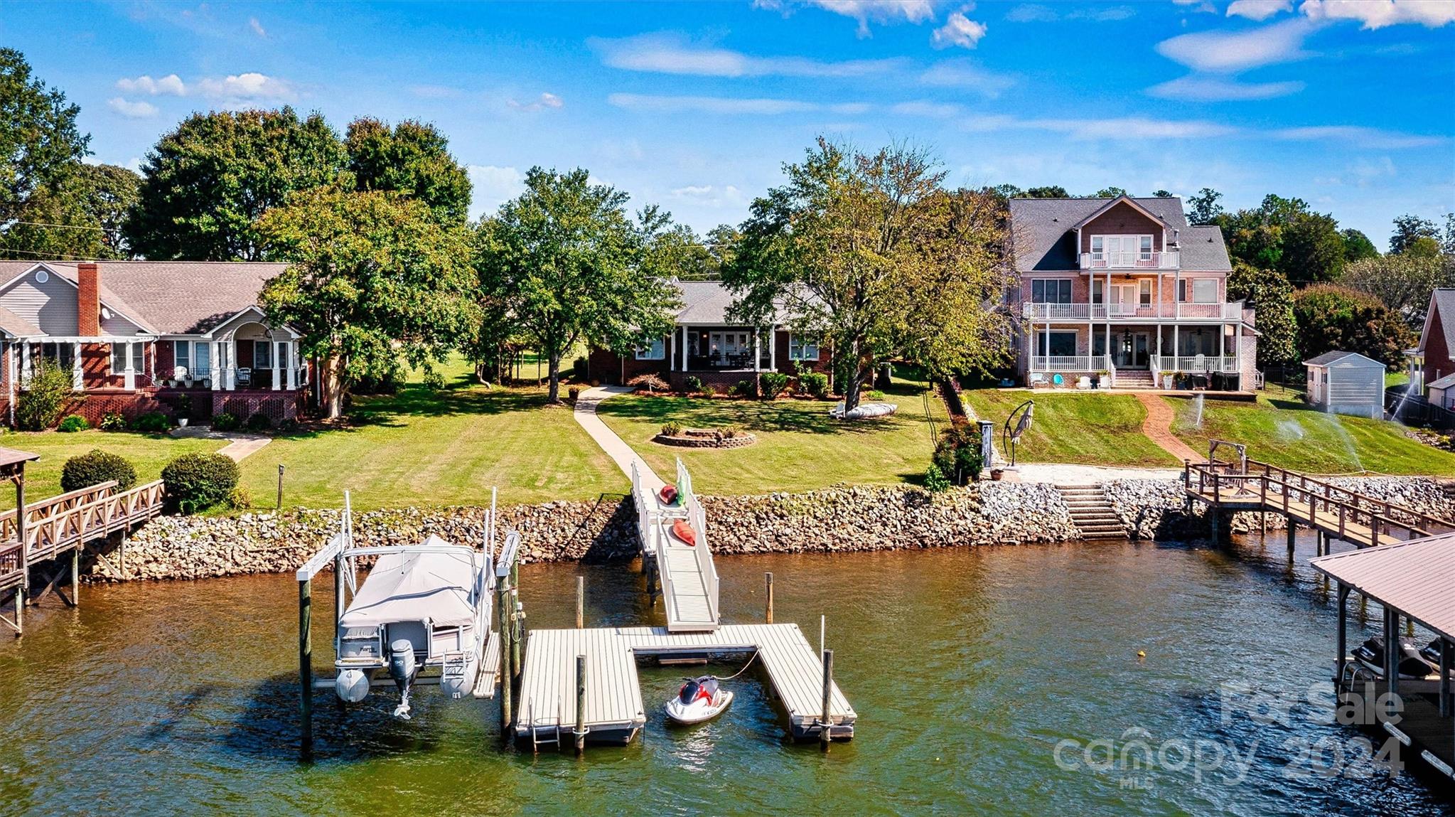 Harbor Point - Residential