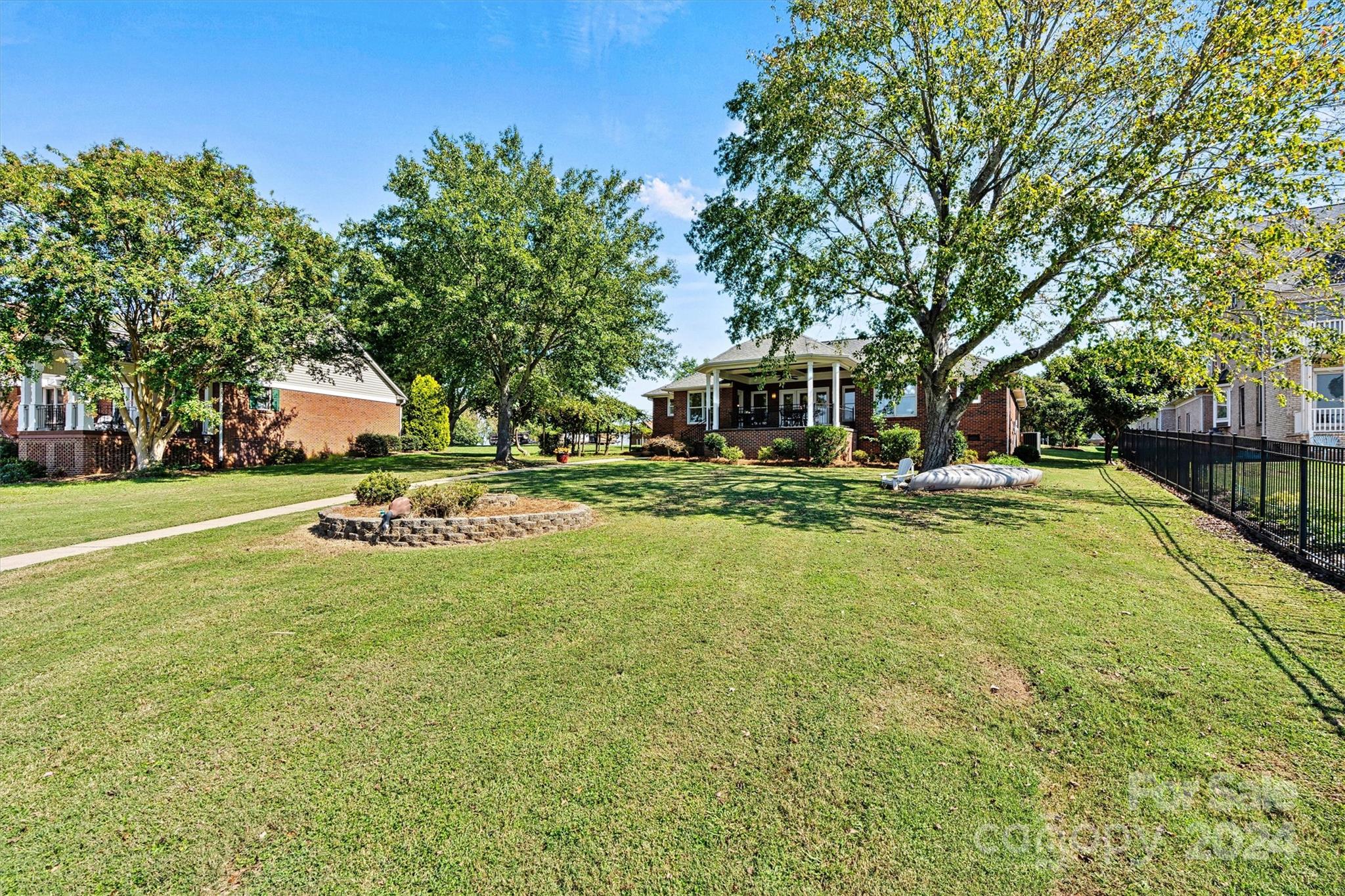 Harbor Point - Residential