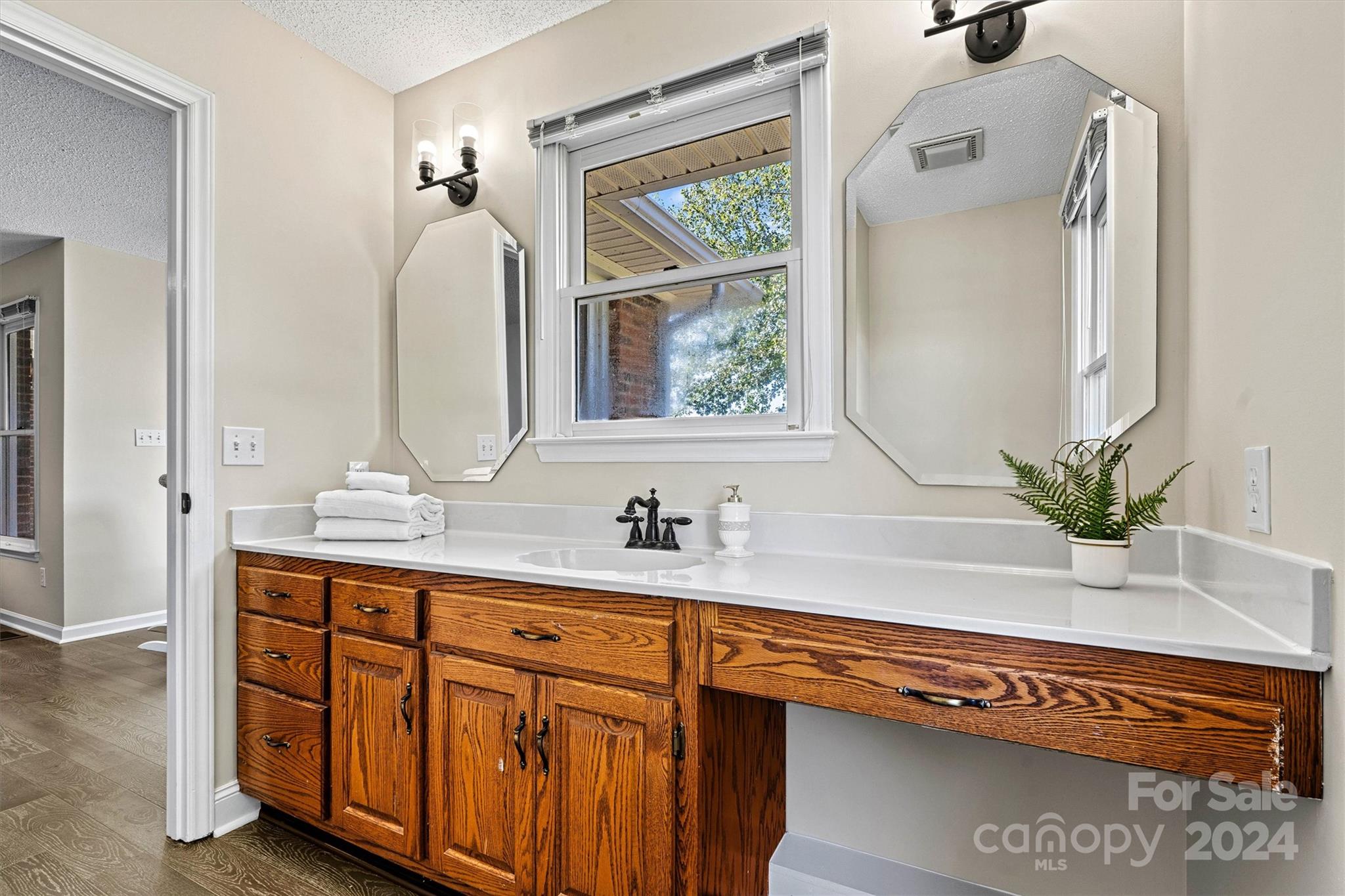 Harbor Point - Residential