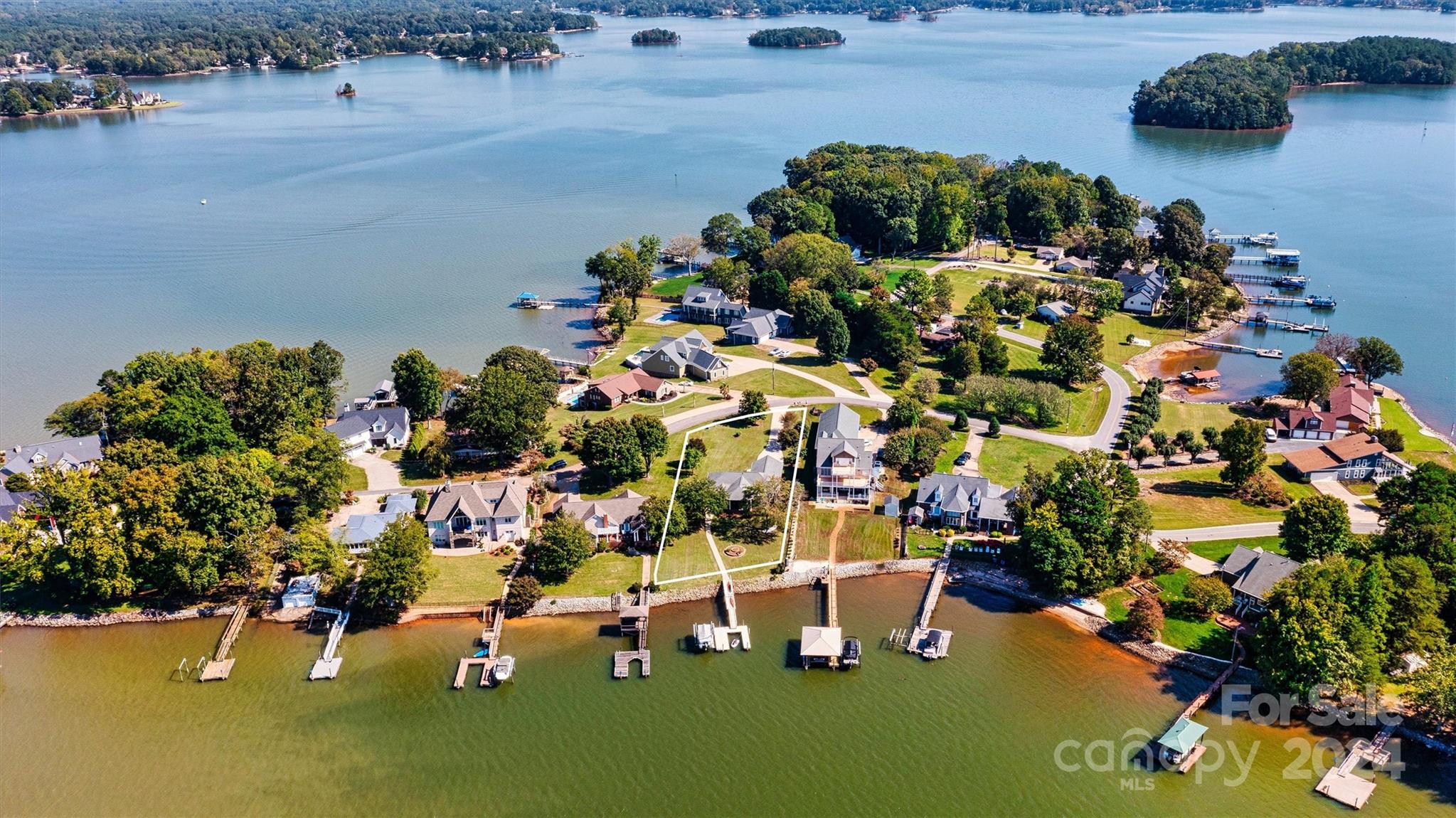 Harbor Point - Residential