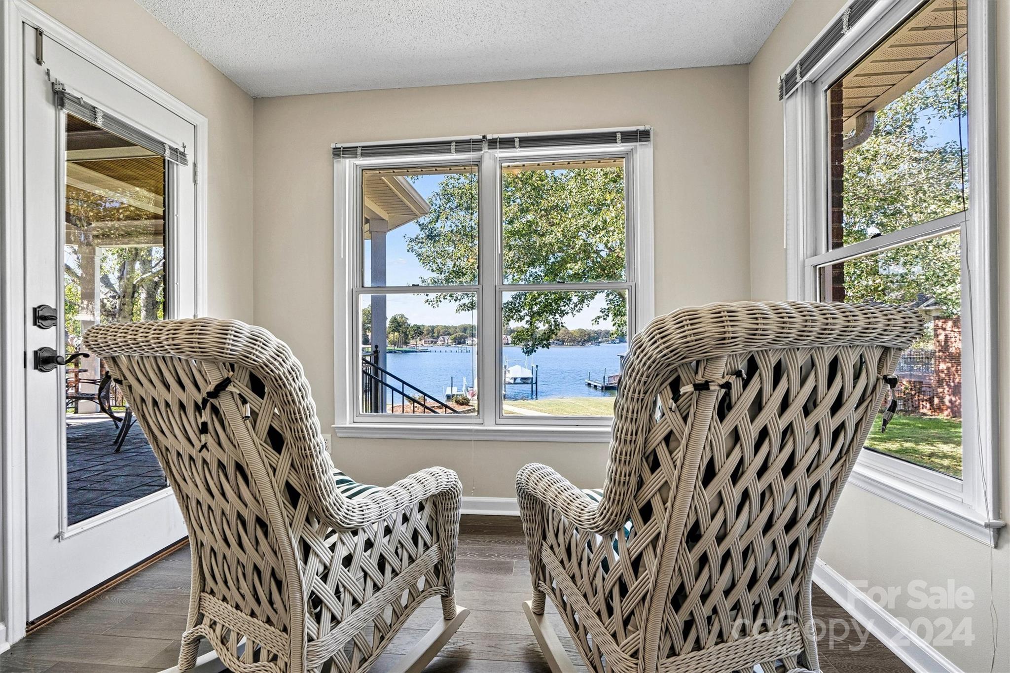 Harbor Point - Residential