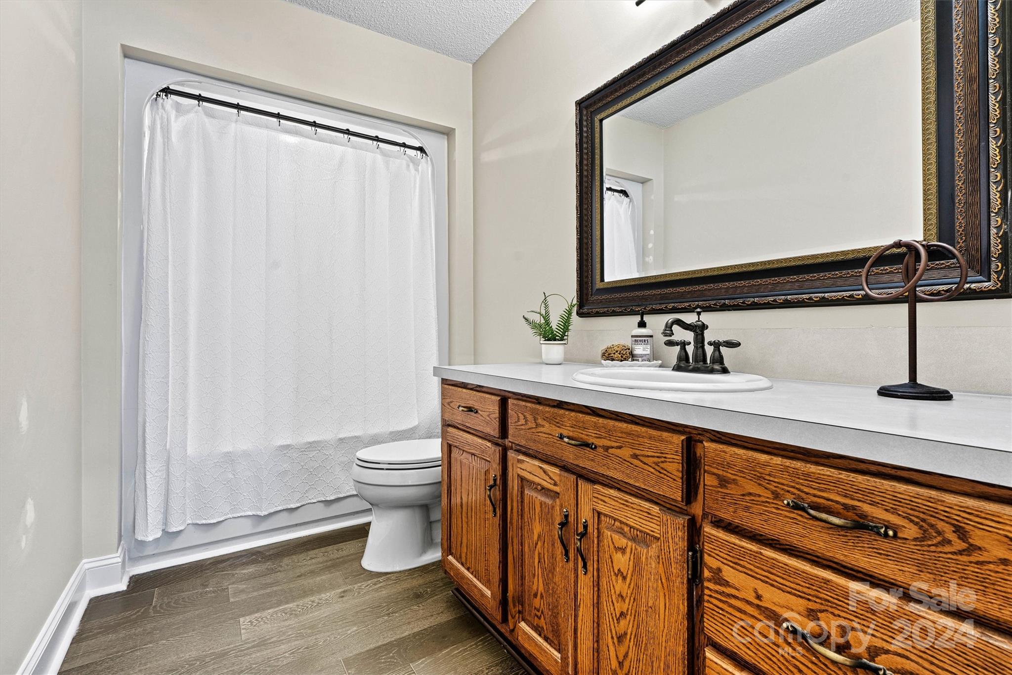 Harbor Point - Residential