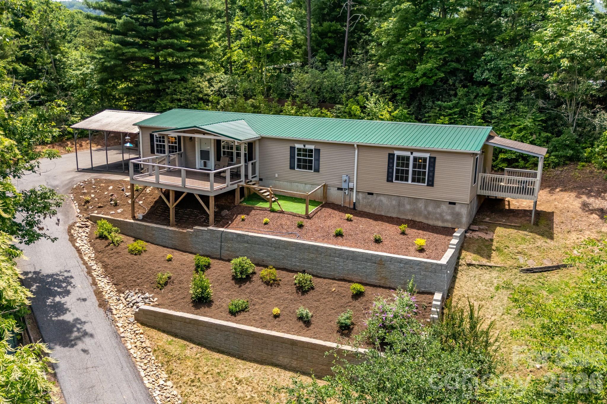 112 Reeves Road