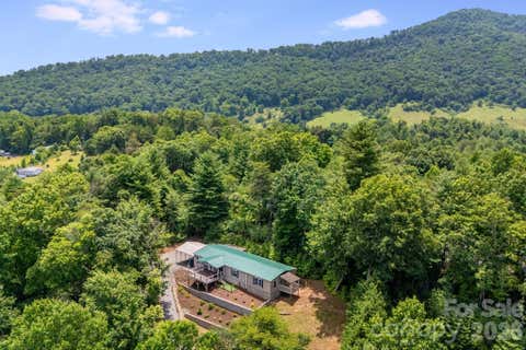 Photo of 112 Reeves Road, Leicester, NC 28748 (MLS # 4392321)