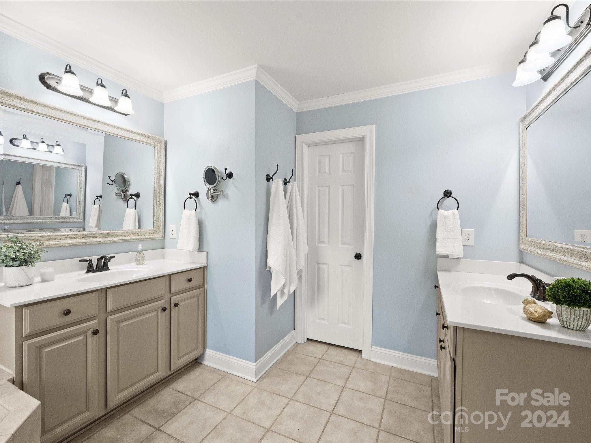 Oakton - Residential