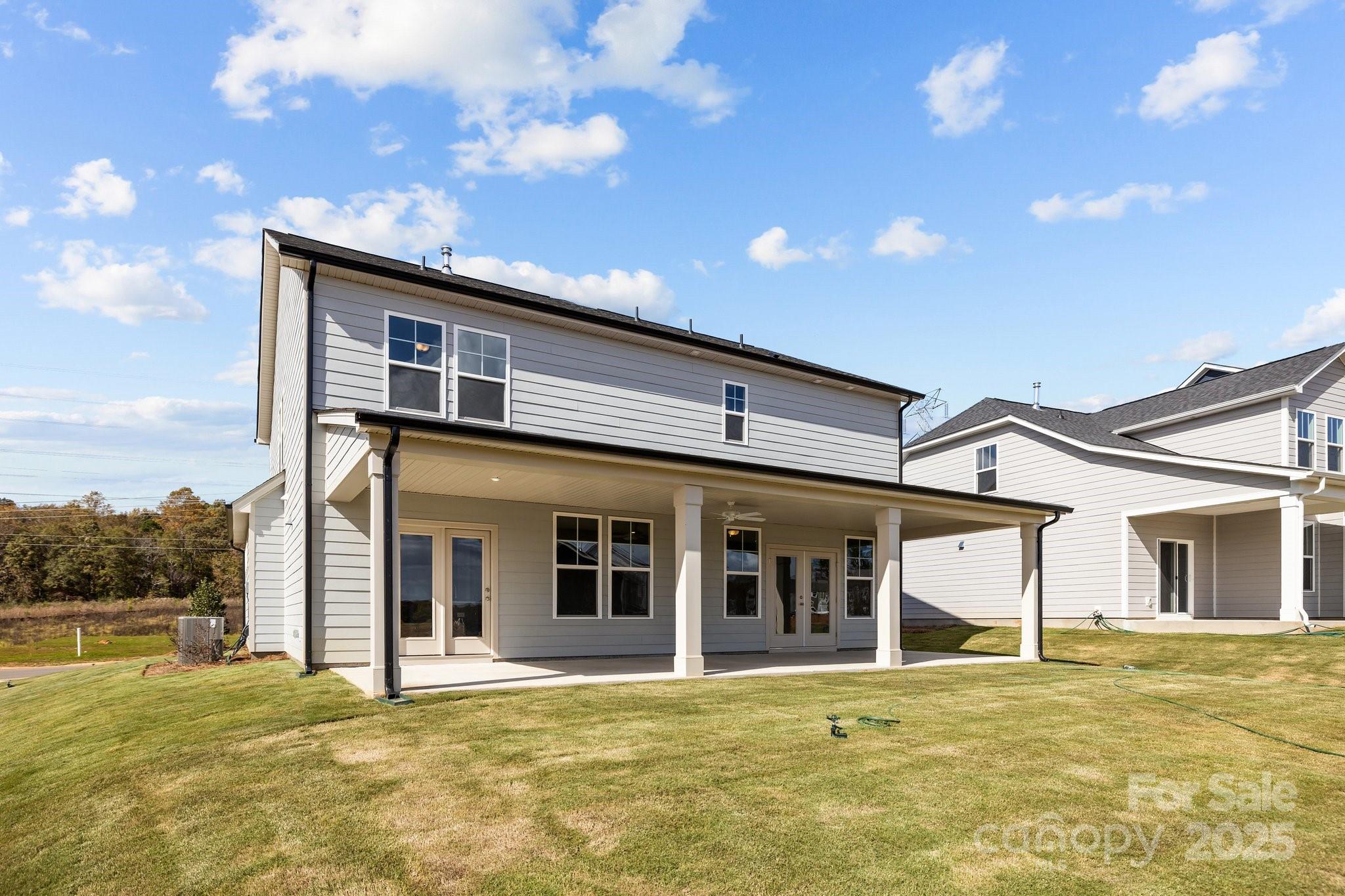 Lakeside Glen - Residential